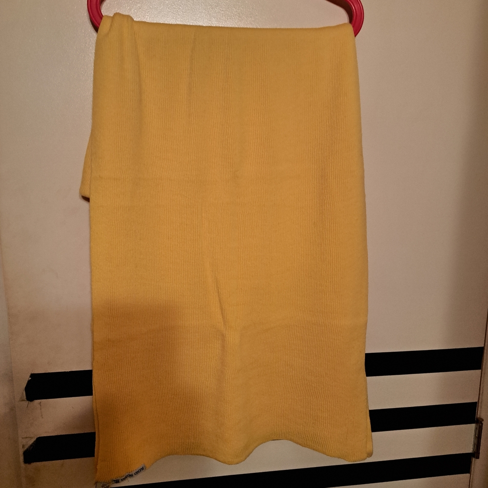 Rina Rossi Vibrant Yellow Pencil Skirt
